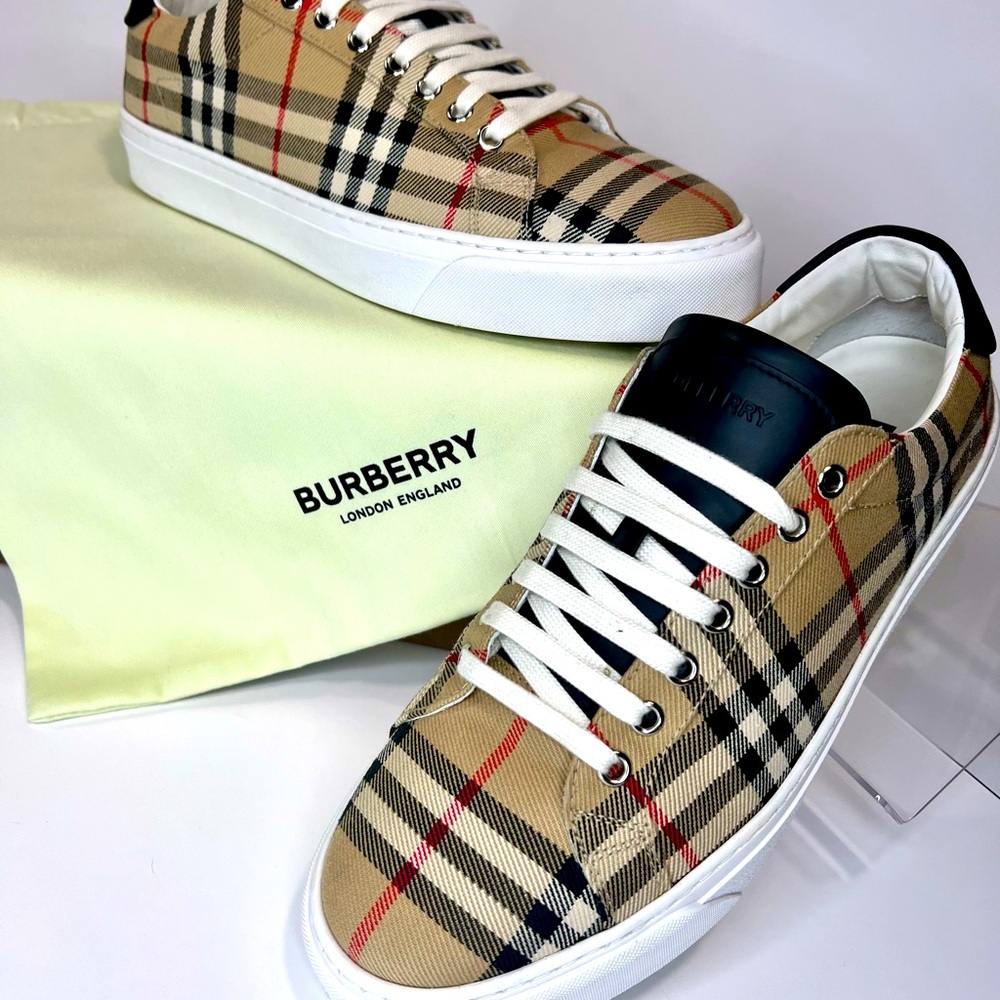 Burberry Check Canvas Low-Top  Sneaker